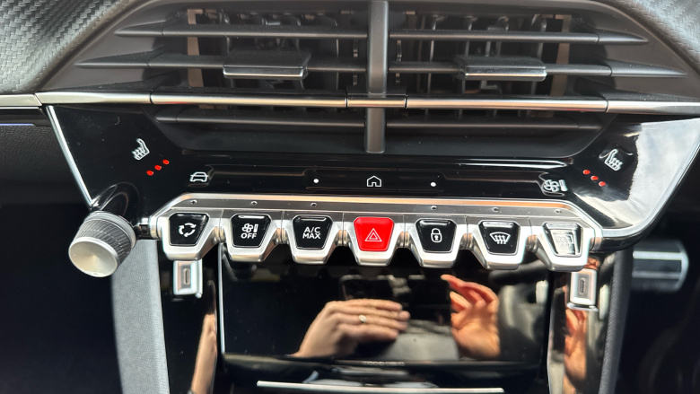 Peugeot 208 1.2 Hybrid 110 GT 5dr e-DSC6 Petrol Hatchback